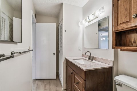 Condominio en alquiler en Clearwater, Florida, 1 dormitorio, 60.01 m2 № 1915986 - foto 28