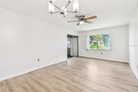 Condominio en alquiler en Clearwater, Florida, 1 dormitorio, 60.01 m2 № 1915986 - foto 15