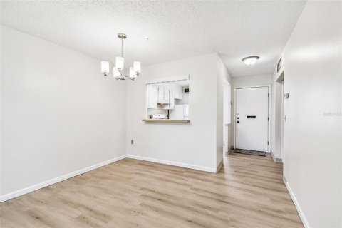 Condominio en alquiler en Clearwater, Florida, 1 dormitorio, 60.01 m2 № 1915986 - foto 17