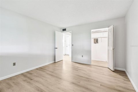 Condominio en alquiler en Clearwater, Florida, 1 dormitorio, 60.01 m2 № 1915986 - foto 23