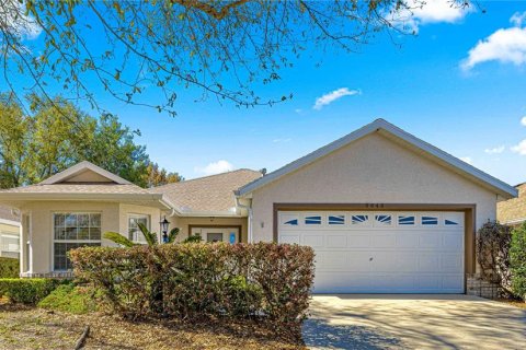 House in Ocala, Florida 2 bedrooms, 151.06 sq.m. № 1572289 - photo 1