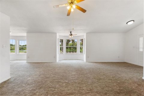 House in Fort Meade, Florida 3 bedrooms, 171.5 sq.m. № 1853124 - photo 8