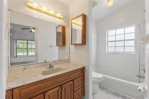 House in Fort Meade, Florida 3 bedrooms, 171.5 sq.m. № 1853124 - photo 19