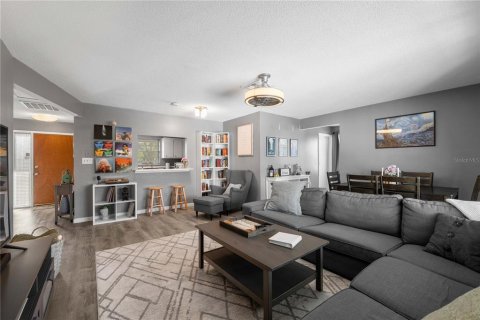 Copropriété à vendre à Clearwater, Floride: 2 chambres, 97.45 m2 № 2142066 - photo 3