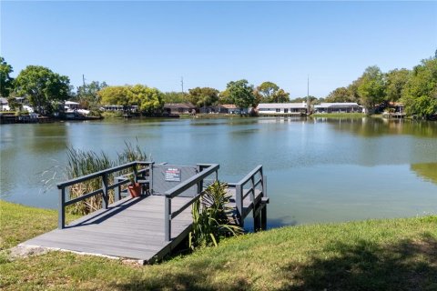 Copropriété à vendre à Clearwater, Floride: 2 chambres, 97.45 m2 № 2142066 - photo 21