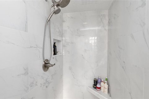 Villa ou maison à vendre à Lakeland, Floride: 3 chambres, 185.9 m2 № 2421605 - photo 30