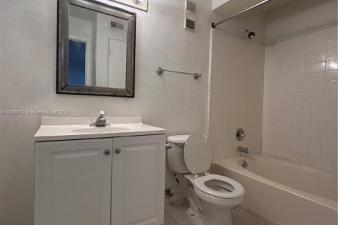 Appartement à louer à Miami, Floride: 2 chambres, 90.95 m2 № 1739551 - photo 10