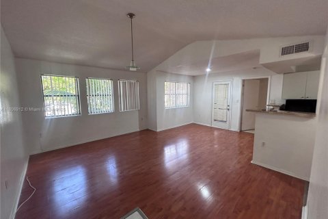 Appartement à louer à Miami, Floride: 2 chambres, 90.95 m2 № 1739551 - photo 2