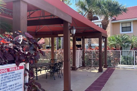 Appartement à louer à Miami, Floride: 2 chambres, 90.95 m2 № 1739551 - photo 17