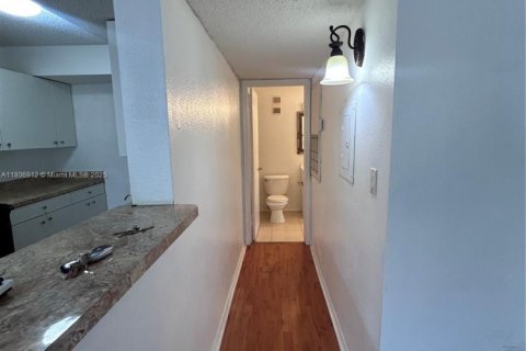 Appartement à louer à Miami, Floride: 2 chambres, 90.95 m2 № 1739551 - photo 6