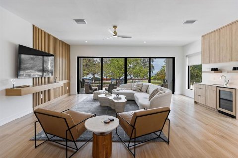 Villa ou maison à vendre à Anna Maria, Floride: 4 chambres, 242.75 m2 № 1525292 - photo 17