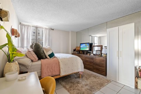 Купить кондоминиум в Майами-Бич, Флорида 2 спальни, 93.37м2, № 2042459 - фото 14