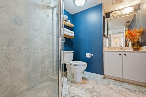 Купить кондоминиум в Майами-Бич, Флорида 2 спальни, 93.37м2, № 2042459 - фото 21