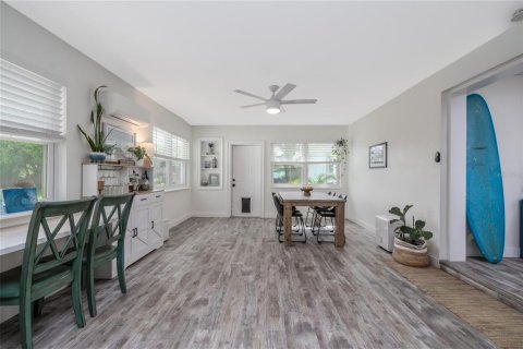 Casa en venta en New Smyrna Beach, Florida, 3 dormitorios, 200.39 m2 № 1777408 - foto 18