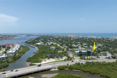 Casa en venta en New Smyrna Beach, Florida, 3 dormitorios, 200.39 m2 № 1777408 - foto 2
