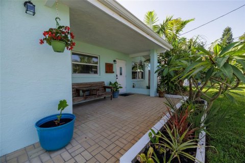 Casa en venta en New Smyrna Beach, Florida, 3 dormitorios, 200.39 m2 № 1777408 - foto 8