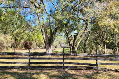 Villa ou maison à vendre à Inglis, Floride: 3 chambres, 154.96 m2 № 1719135 - photo 6