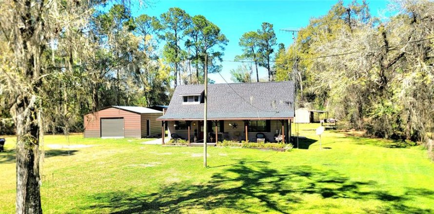 Casa en Inglis, Florida 3 dormitorios, 154.96 m2 № 1719135