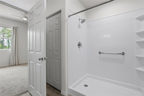 Condominio en venta en Sarasota, Florida, 1 dormitorio, 95.88 m2 № 2093489 - foto 17