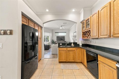 Condo in Tarpon Springs, Florida, 3 bedrooms № 2428844 - photo 15