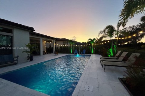 House in Parkland, Florida 3 bedrooms, 184.69 sq.m. № 2040609 - photo 27