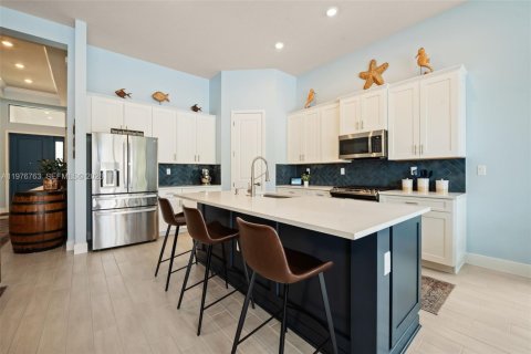 House in Parkland, Florida 3 bedrooms, 184.69 sq.m. № 2040609 - photo 9