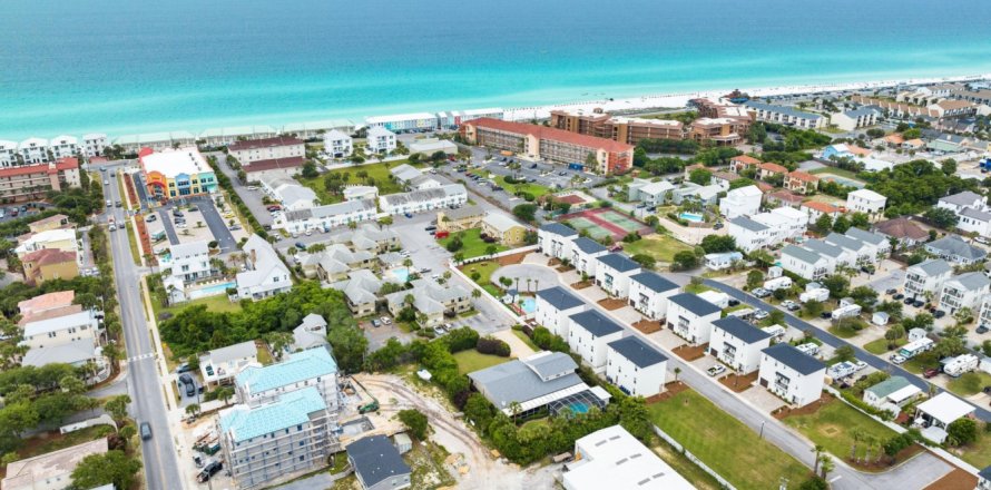 Casa en Miramar Beach, Florida 3 dormitorios, 283.17 m2 № 560252