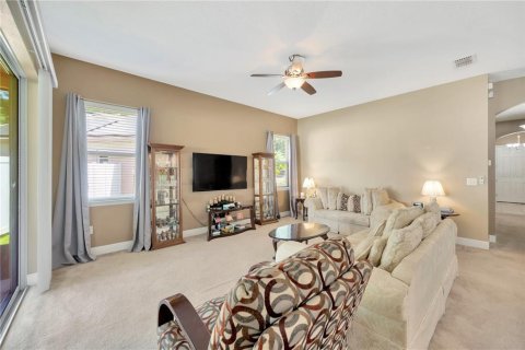 House in Valrico, Florida 4 bedrooms, 254.27 sq.m. № 1805665 - photo 4