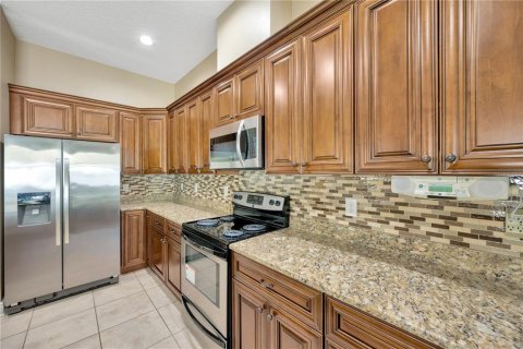 House in Valrico, Florida 4 bedrooms, 254.27 sq.m. № 1805665 - photo 14