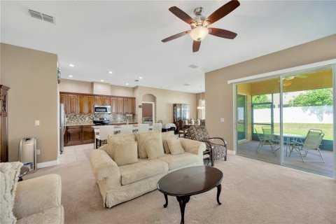 House in Valrico, Florida 4 bedrooms, 254.27 sq.m. № 1805665 - photo 6