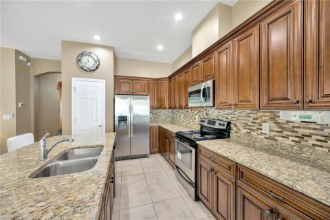 House in Valrico, Florida 4 bedrooms, 254.27 sq.m. № 1805665 - photo 13