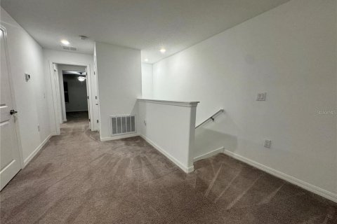 Adosado en alquiler en Zephyrhills, Florida, 3 dormitorios, 151.8 m2 № 1829374 - foto 8