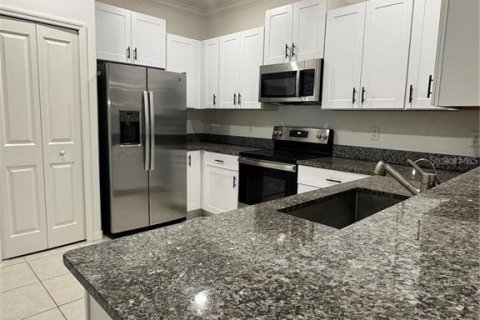 Adosado en alquiler en Zephyrhills, Florida, 3 dormitorios, 151.8 m2 № 1829374 - foto 6