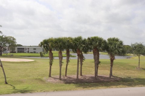Condo in Delray Beach, Florida, 1 bedroom  № 1116761 - photo 1