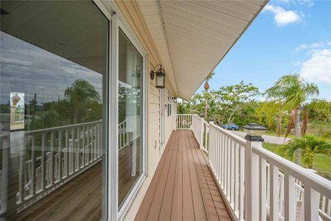 Casa en venta en Port Charlotte, Florida, 4 dormitorios, 174.19 m2 № 2226139 - foto 14