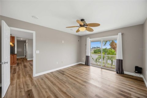 Casa en venta en Port Charlotte, Florida, 4 dormitorios, 174.19 m2 № 2226139 - foto 25