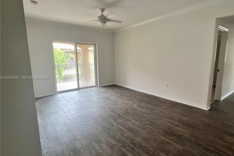 Copropriété à louer à Pembroke Pines, Floride: 3 chambres, 123.56 m2 № 2390005 - photo 9