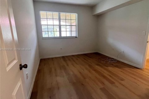 Copropriété à louer à Pembroke Pines, Floride: 3 chambres, 123.56 m2 № 2390005 - photo 18