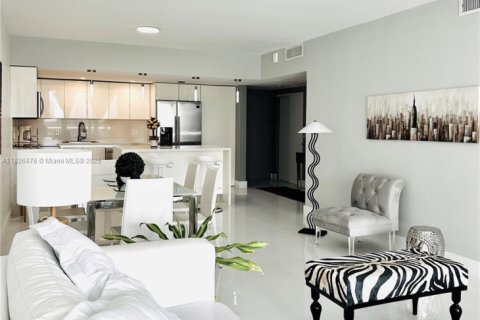 Copropriété à vendre à Sunny Isles Beach, Floride: 2 chambres, 92.9 m2 № 2276268 - photo 6
