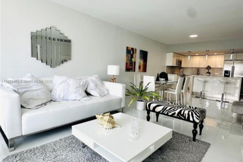 Copropriété à vendre à Sunny Isles Beach, Floride: 2 chambres, 92.9 m2 № 2276268 - photo 7