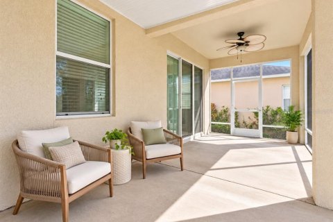 Villa ou maison à vendre à Zephyrhills, Floride: 4 chambres, 220.27 m2 № 2415030 - photo 17