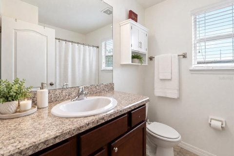 Villa ou maison à vendre à Zephyrhills, Floride: 4 chambres, 220.27 m2 № 2415030 - photo 27