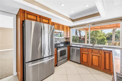 Villa ou maison à vendre à Saint Petersburg, Floride: 4 chambres, 210.14 m2 № 2151950 - photo 4