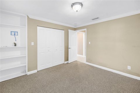 Villa ou maison à vendre à Saint Petersburg, Floride: 4 chambres, 210.14 m2 № 2151950 - photo 25