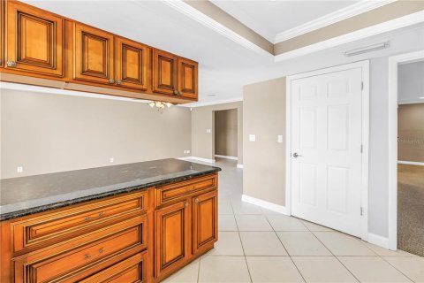 Villa ou maison à vendre à Saint Petersburg, Floride: 4 chambres, 210.14 m2 № 2151950 - photo 9