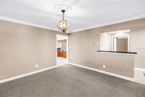 Villa ou maison à vendre à Saint Petersburg, Floride: 4 chambres, 210.14 m2 № 2151950 - photo 17