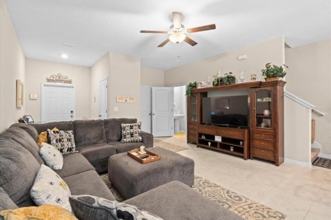 Adosado en alquiler en New Port Richey, Florida, 3 dormitorios, 154.78 m2 № 1835151 - foto 9