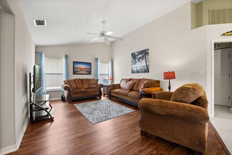 Casa en alquiler en Melbourne, Florida, 3 dormitorios, 170.48 m2 № 1773444 - foto 5