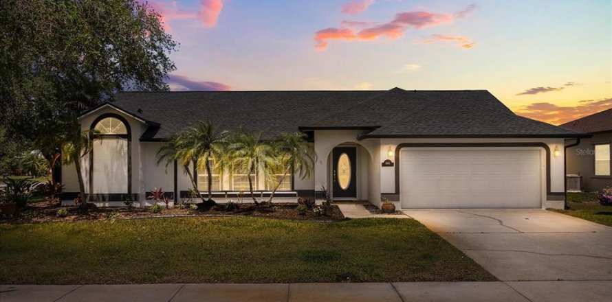 Casa en Melbourne, Florida 3 dormitorios, 170.48 m2 № 1773444