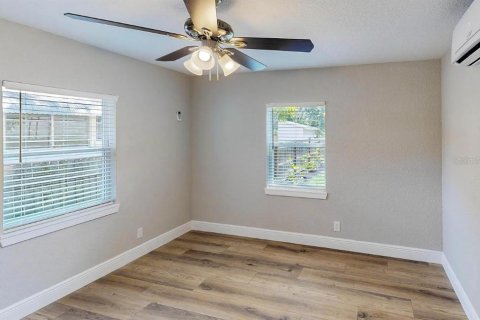 Casa en alquiler en Winter Park, Florida, 3 dormitorios, 130.06 m2 № 1799946 - foto 7